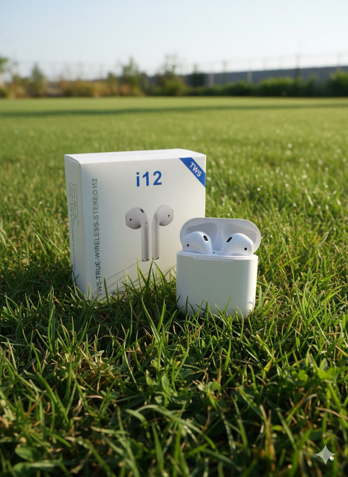 I12 White Wireless Earphones With Bluetooth 5.0